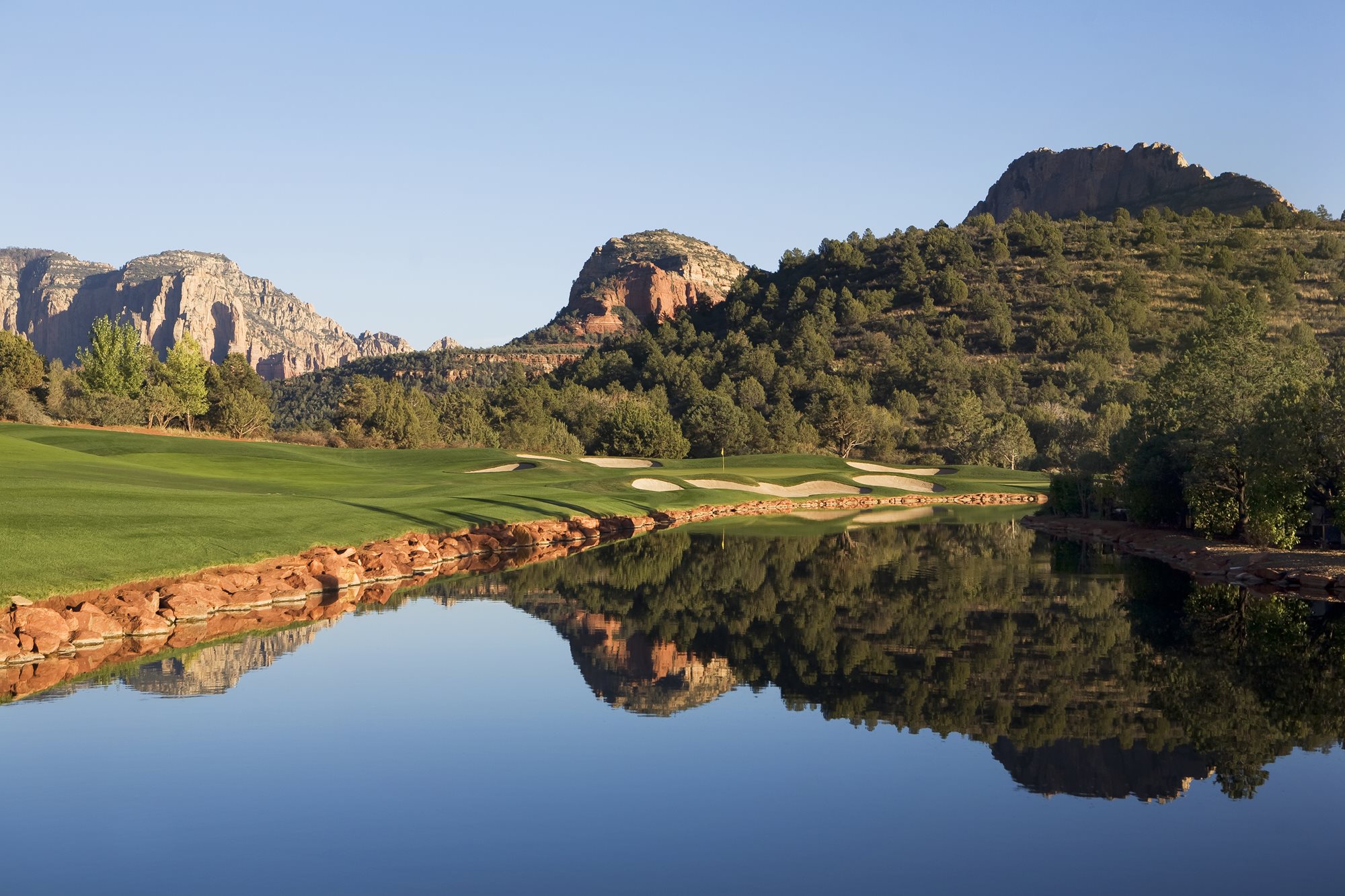 Seven Canyons Golf Course Hole 16.jpg